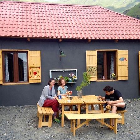 Sno House Kazbegi Hotel Bagian luar foto