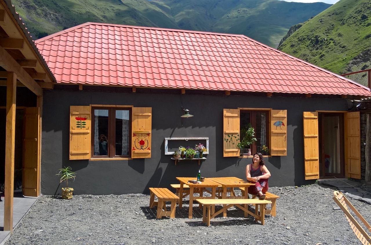 Sno House Kazbegi Hotel Bagian luar foto