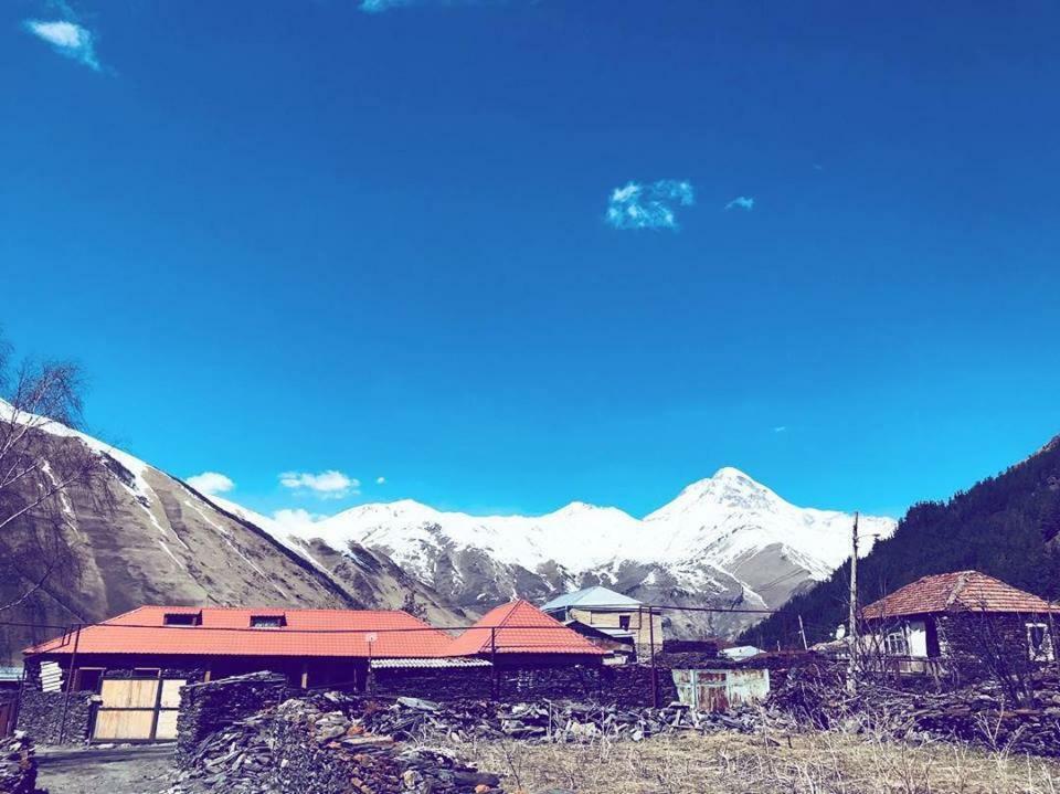 Sno House Kazbegi Hotel Bagian luar foto